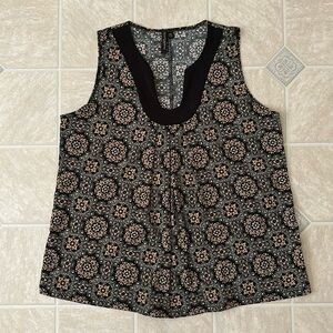 Susan Lawrence Petite Top